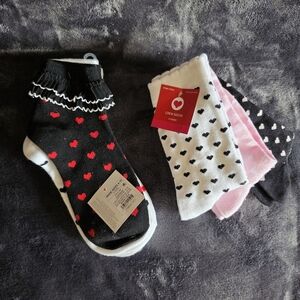 New women's Mini Hearts Scallop Cuff Crew & Ankle Valentine's Day Socks 2 sets